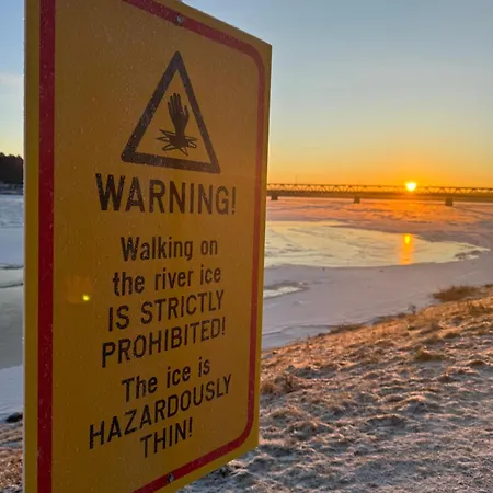 Northern Lights River *